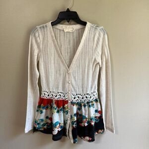 A'reve medium long sleeve top
